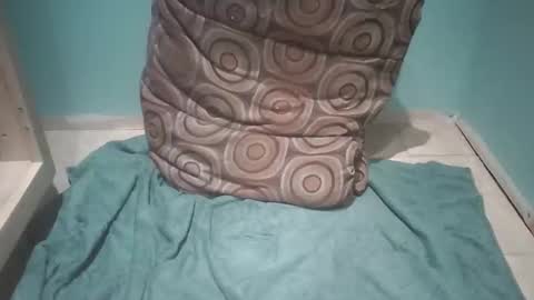 02trisi02 live stream