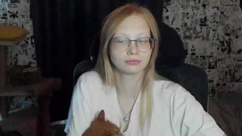 _caramel_milk_ live stream