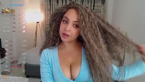 _just_a_queen_3 stream preview