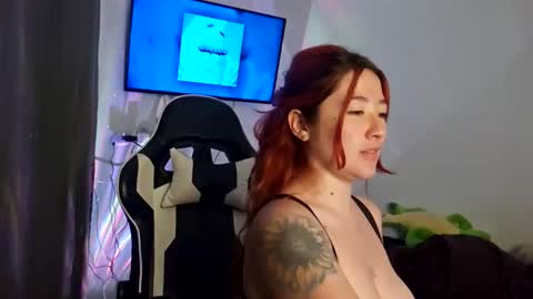 _lunaa__ stream preview