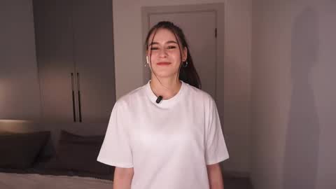 _lunar_kiss_ stream preview