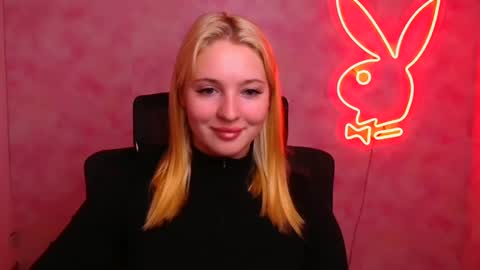 _mila_la_ stream preview