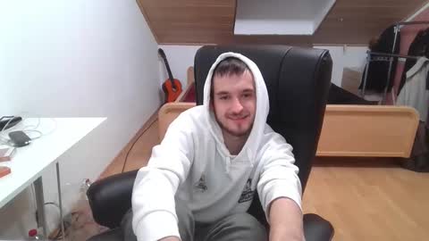 _v_l_a_d_ live stream