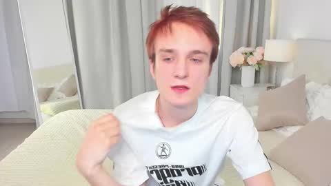 adam__youn stream preview