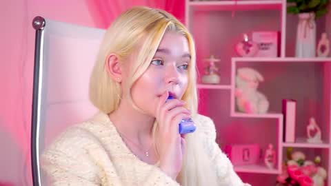 adelecartier live stream