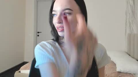 adelinenoir stream preview