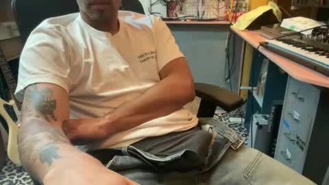 adm999999 live stream