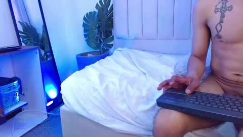 aji_golds stream preview