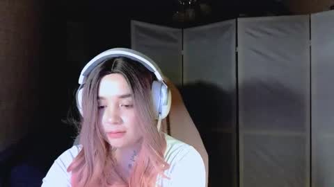 alex_pink7 stream preview