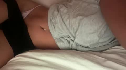 alexiswoodbridgeee stream preview