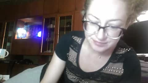 alice_peach stream preview