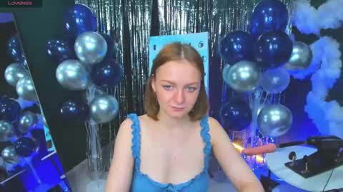 alice_willson stream preview