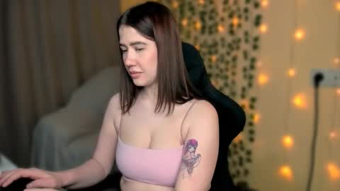 alicia_hines stream preview