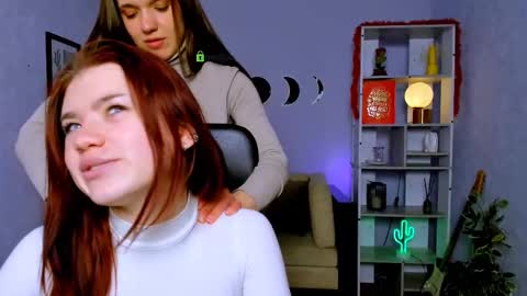 alira_glow stream preview