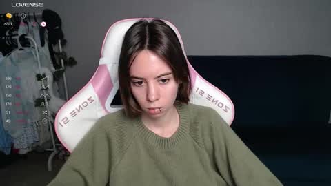 allie_hazie stream preview
