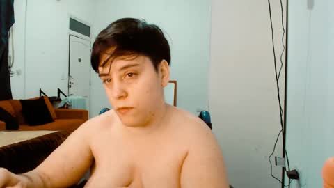 almondonwheels stream preview