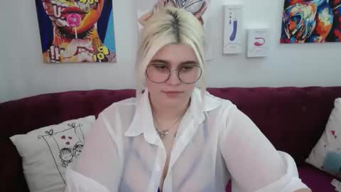 ambermonro stream preview