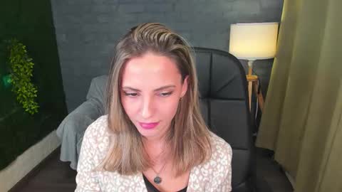 amelia_meili stream preview