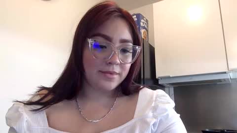 ami_rosee stream preview