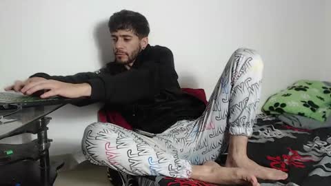 angel_damons_ stream preview
