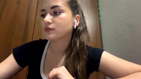 angeliahilaire stream preview