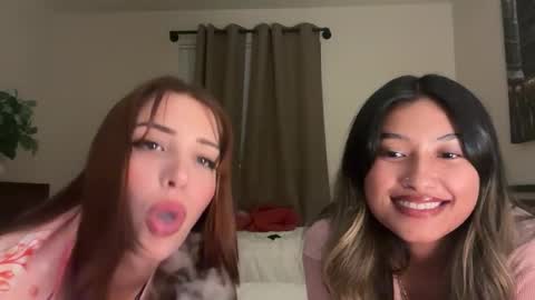 angelina_hall live stream
