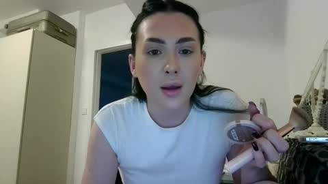 angellkiss__ stream preview