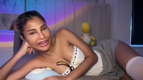 aniishaa stream preview