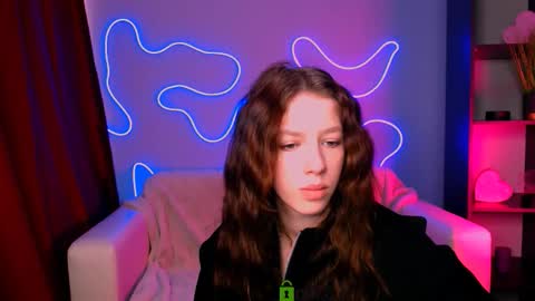 aria_glow live stream