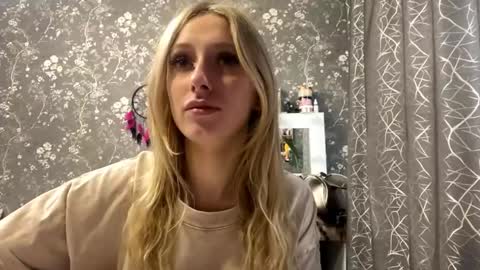 aricamustaro stream preview