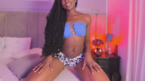 aura_sun_ stream preview