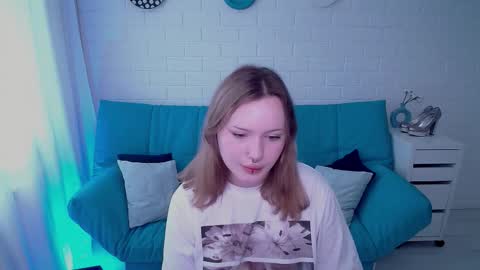 auroramour stream preview