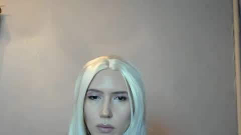 auroro8445438 stream preview