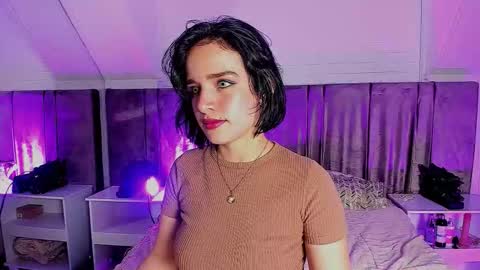 azahara_18 stream preview