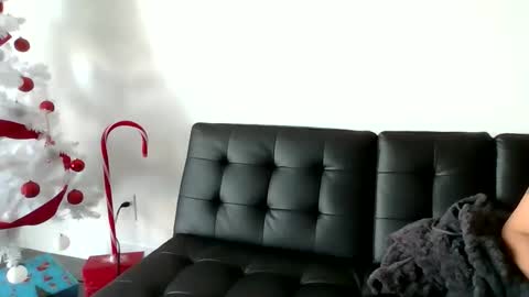 babyale27 stream preview