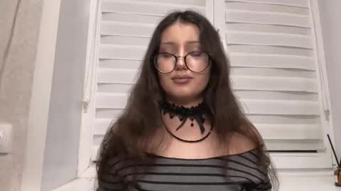 beckihuels stream preview