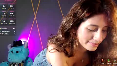 bella_caroline stream preview
