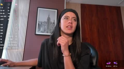 bella_stowgn stream preview