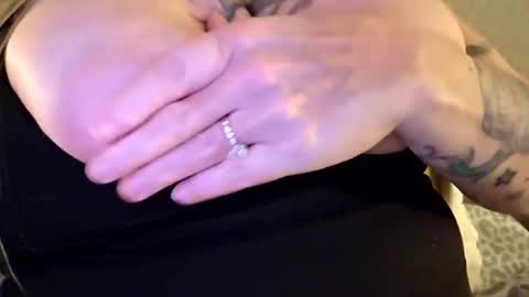 bigblueeyesmomma live stream