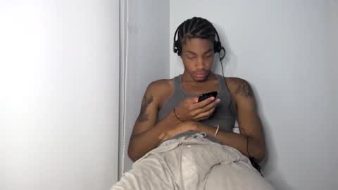 blackbulltitus stream preview