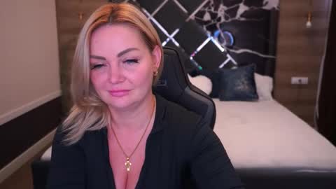 blondeviva stream preview