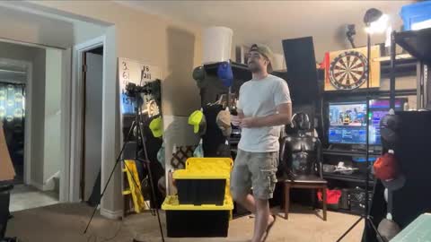 brad_bounce stream preview