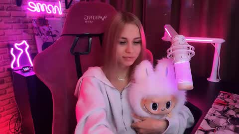 breecaterino live stream