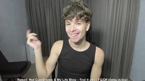 calvin_loves_you stream preview
