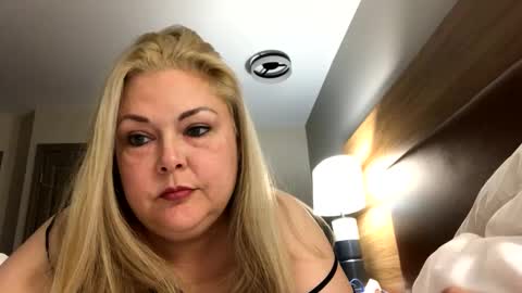carolinarayne live stream