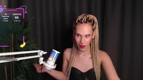 cassiemich stream preview