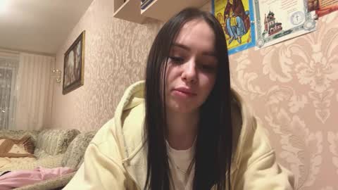 catharinelaumea stream preview