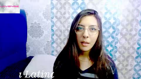 caty_leiro stream preview