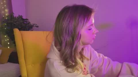 chantalglos stream preview