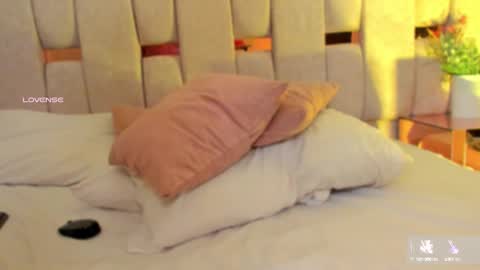 charlotte_line live stream